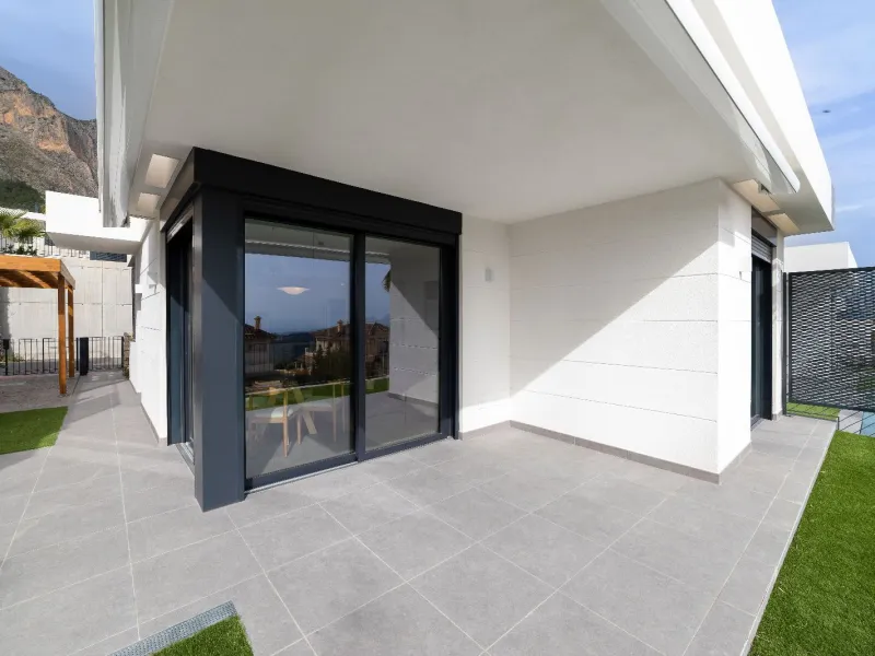 Exclusive Collection of Villas with Sea Views in Polop, Alicante