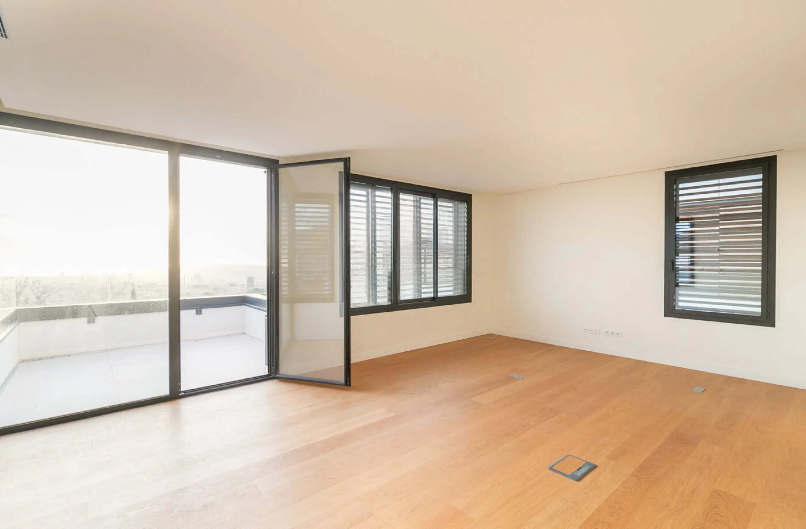 Casa moderna con piscina y vistas panorámicas al mar en Can Caralleu, Sarria, Barcelona