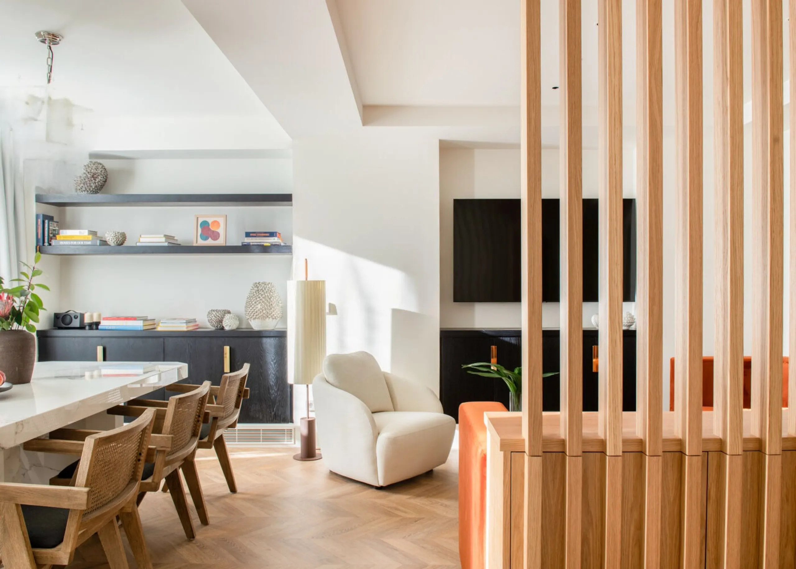 Luxury Penthouse with Terrace and Concierge Services on Passeig de Gracia, Barcelona