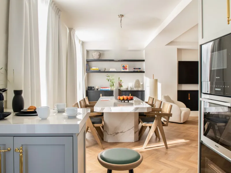 Luxury Penthouse with Terrace and Concierge Services on Passeig de Gracia, Barcelona