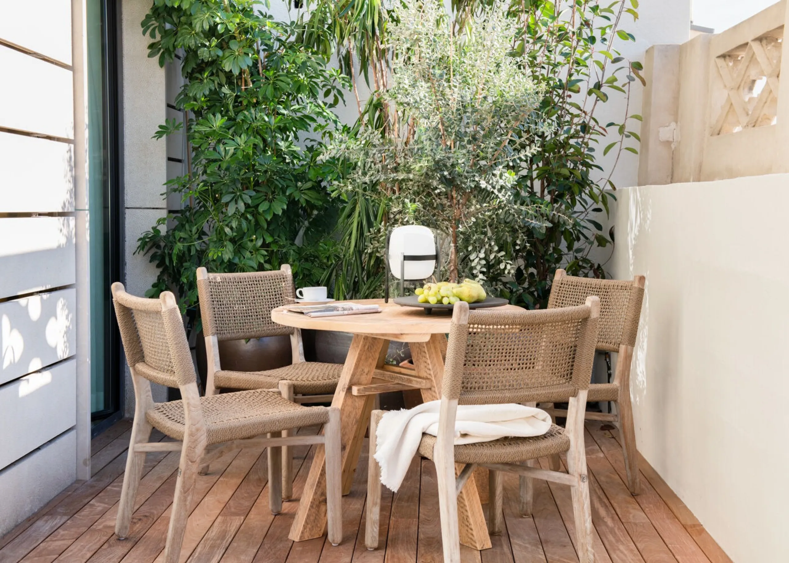 Luxury Penthouse with Terrace and Concierge Services on Passeig de Gracia, Barcelona