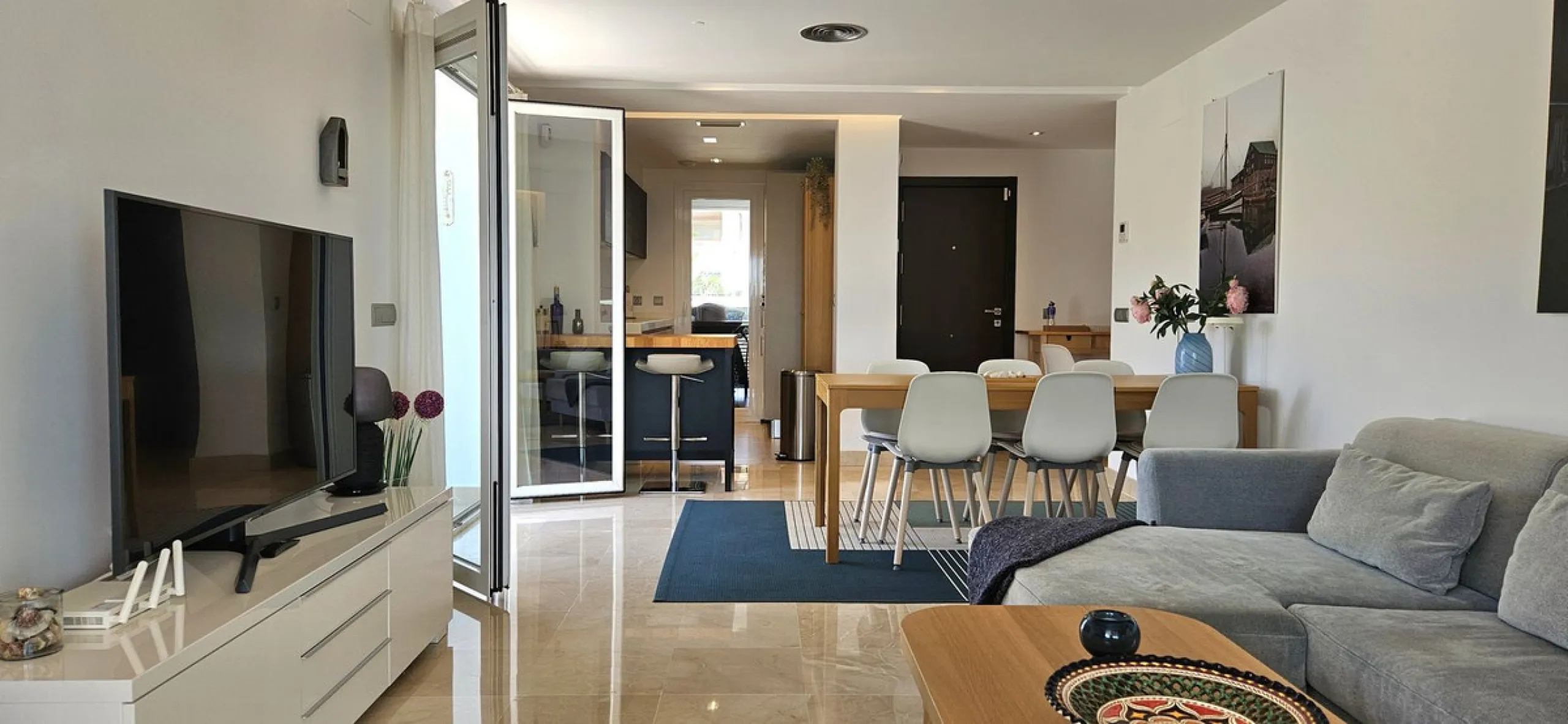Apartment - Penthouse в продаже в Marbella, Málaga. В доме 3 спален и 2 ванных комнат. Площадь дома 114 м²