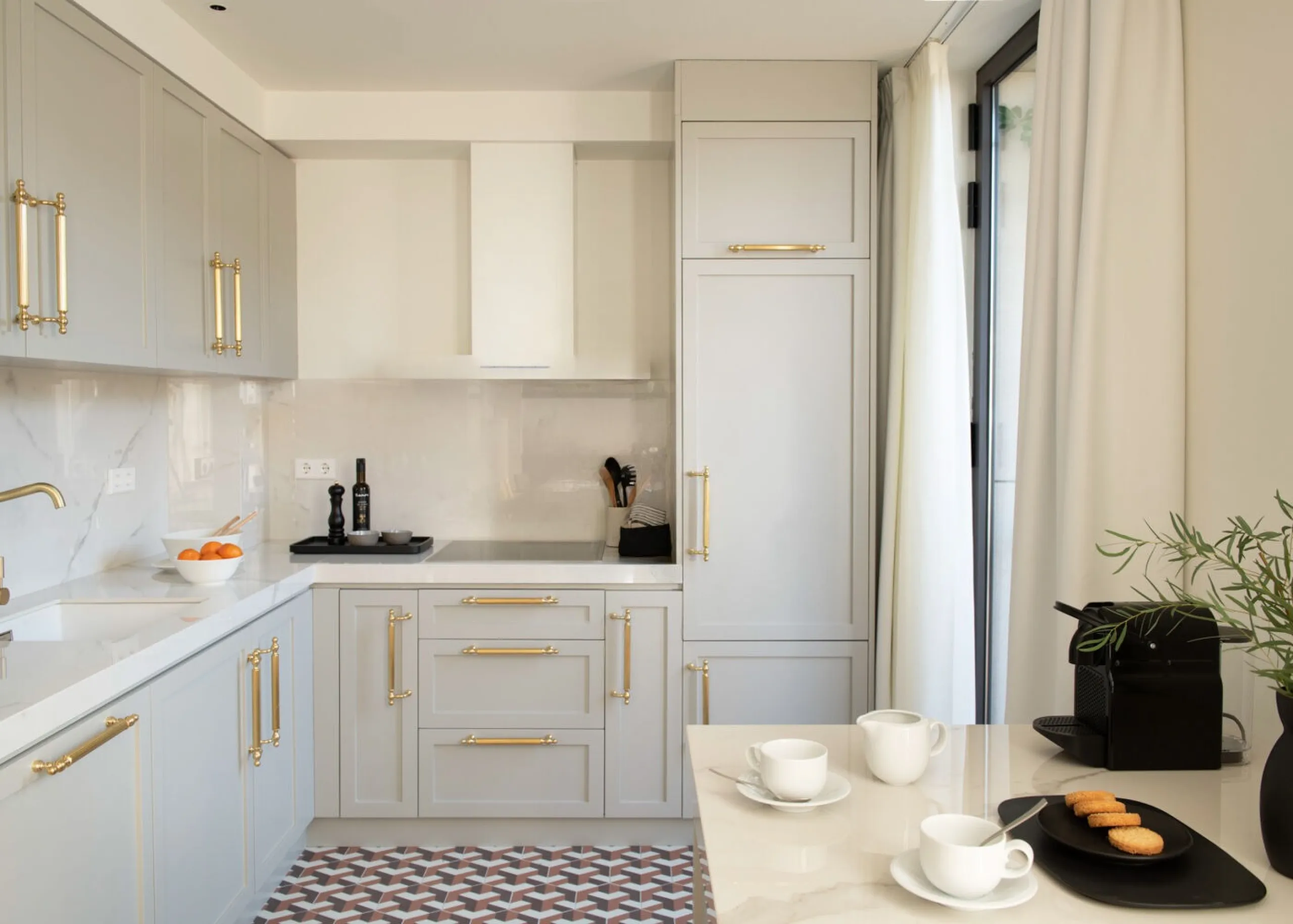 Luxury Penthouse with Terrace and Concierge Services on Passeig de Gracia, Barcelona