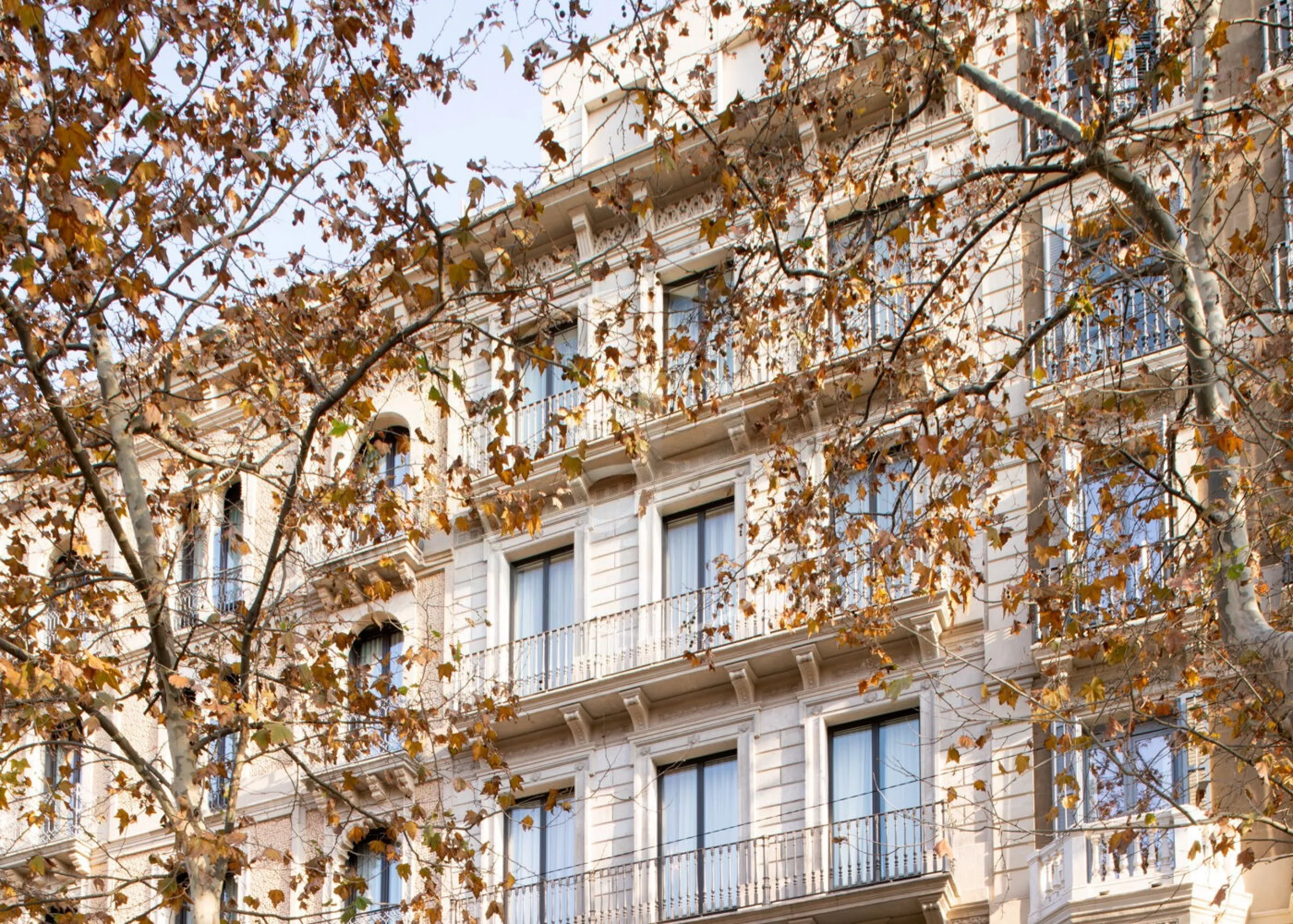 Luxury Penthouse with Terrace and Concierge Services on Passeig de Gracia, Barcelona