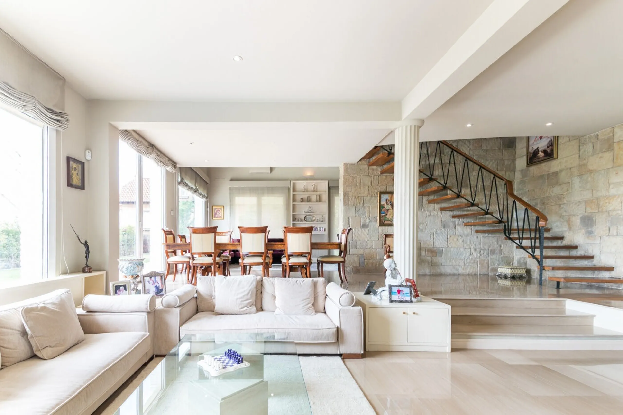 Stylish House with Garden and Private Pool in Pedralbes, Barcelona