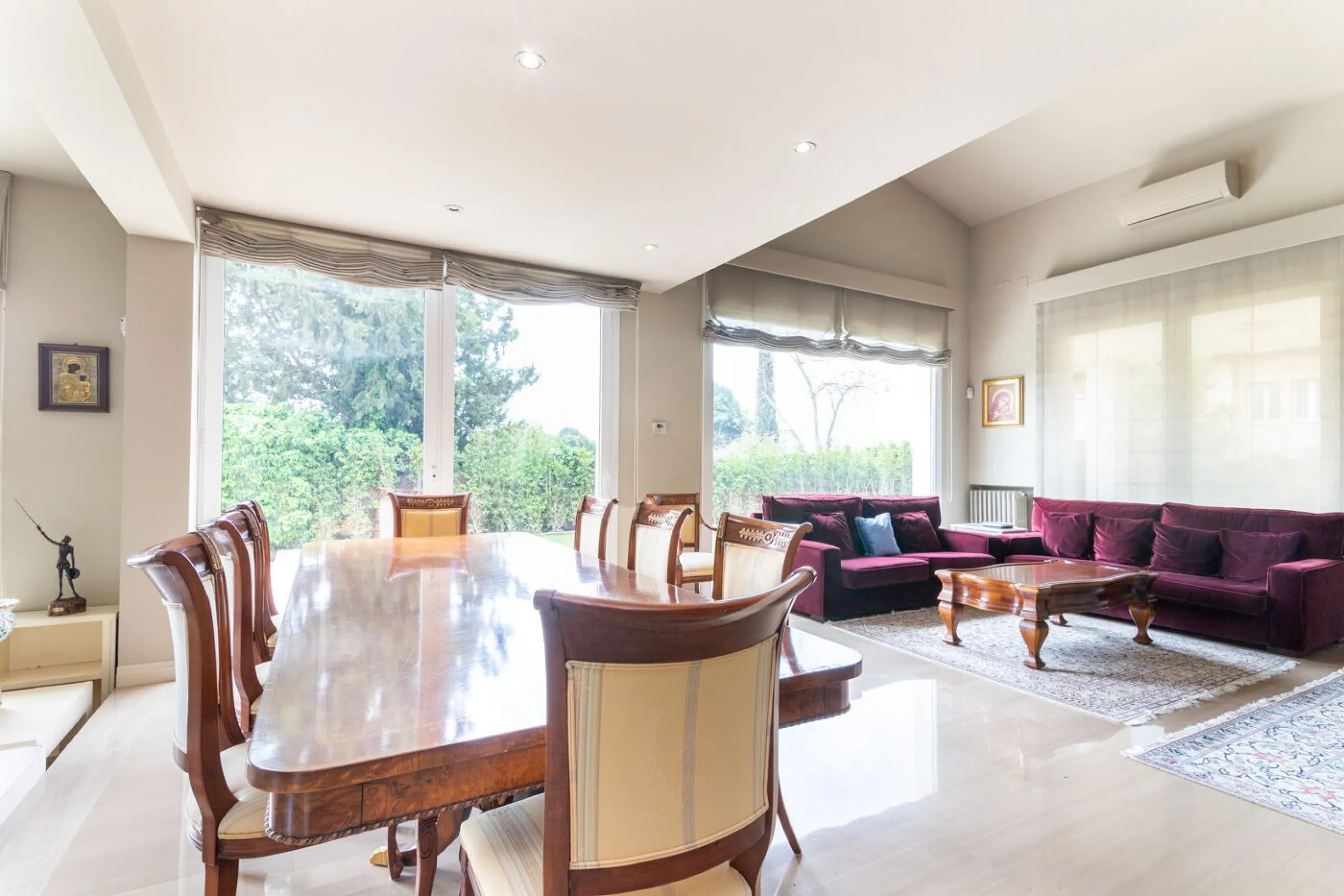 Stylish House with Garden and Private Pool in Pedralbes, Barcelona