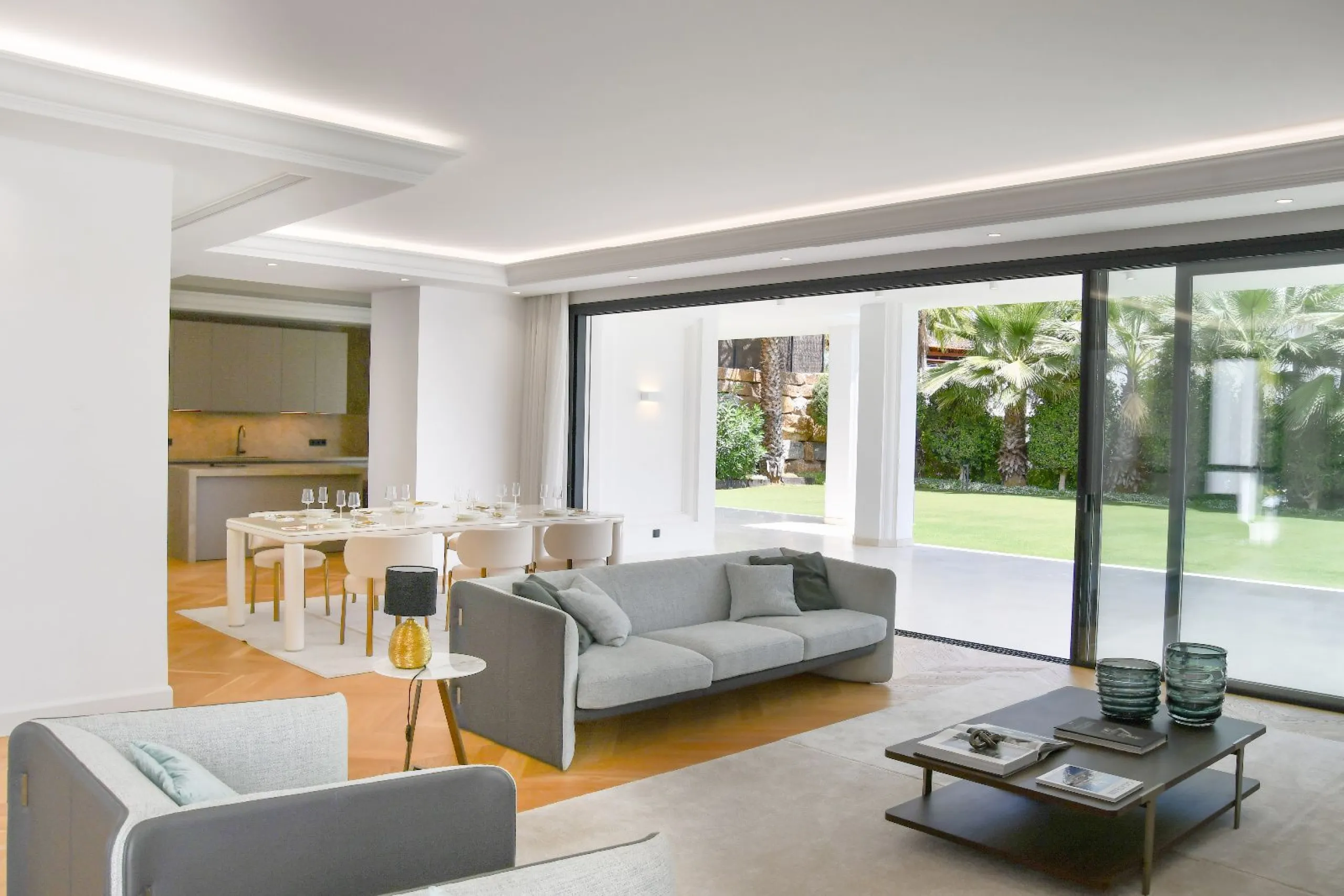 Outstanding Move-In Ready Luxury Villa on Marbella's Golden Mile