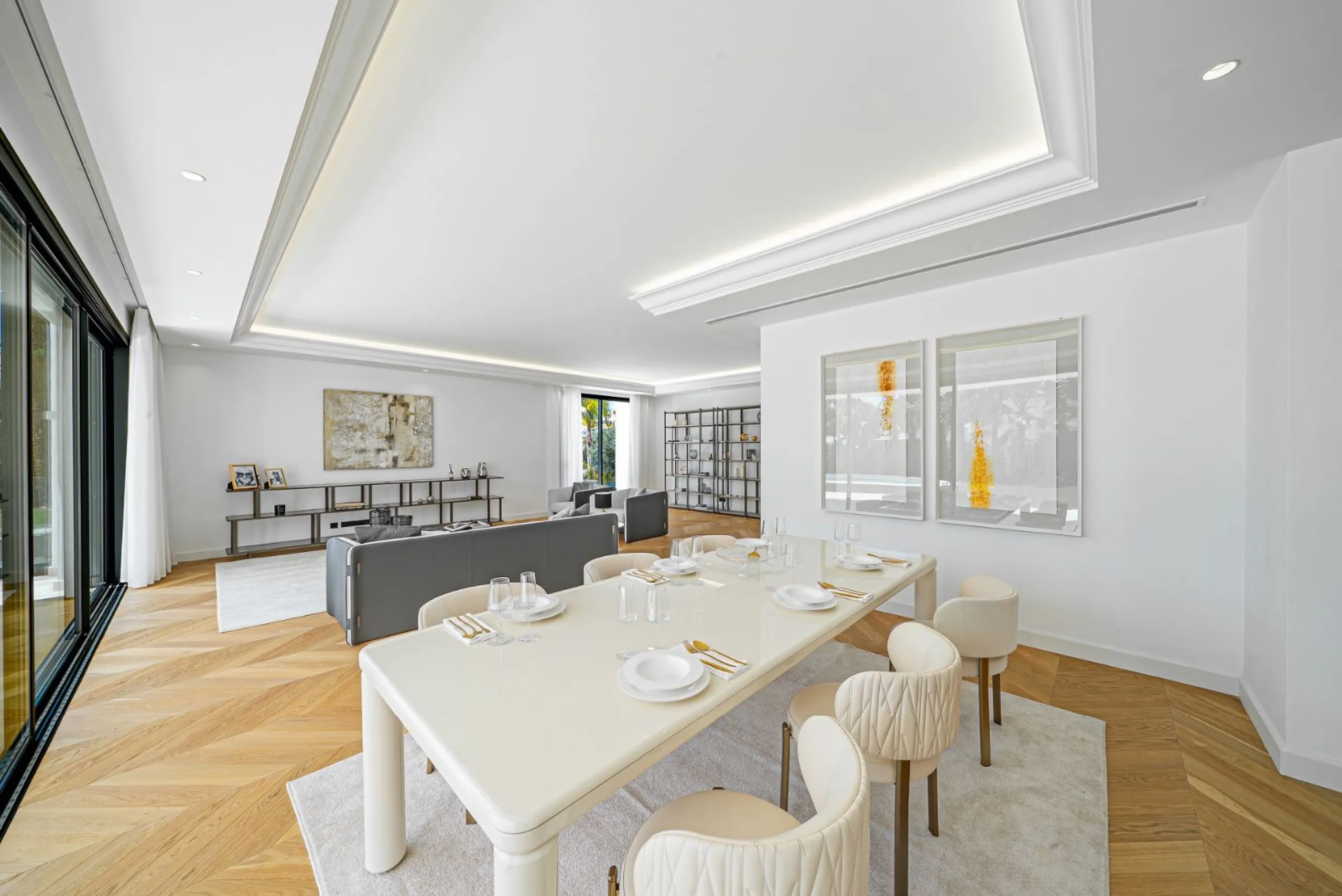 Outstanding Move-In Ready Luxury Villa on Marbella's Golden Mile