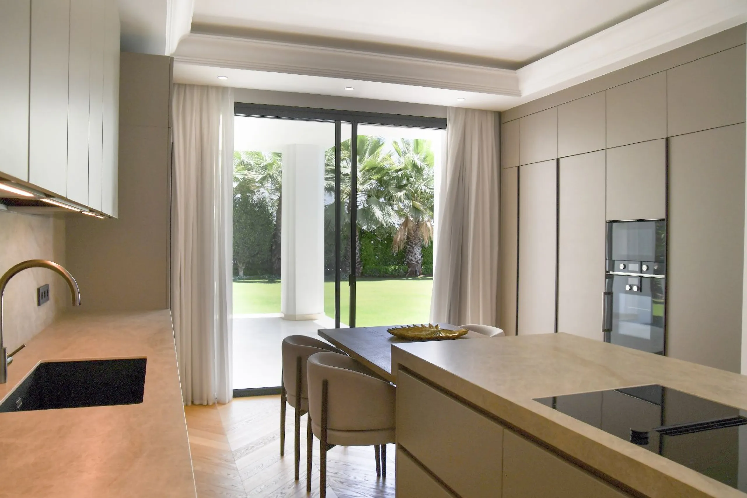 Outstanding Move-In Ready Luxury Villa on Marbella's Golden Mile