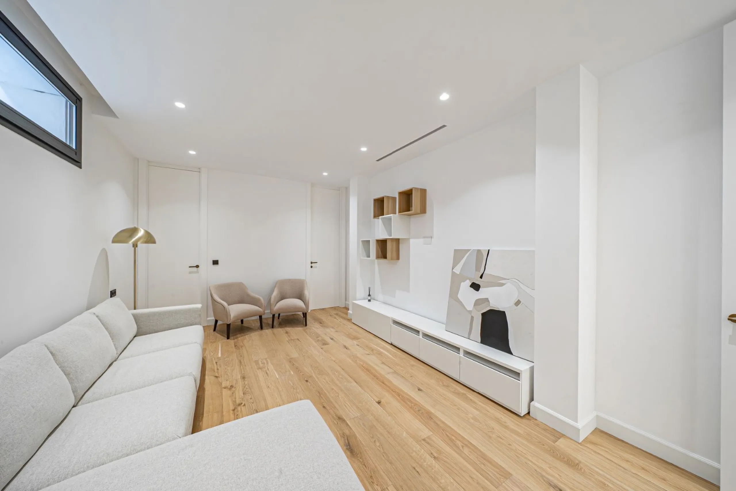Outstanding Move-In Ready Luxury Villa on Marbella's Golden Mile