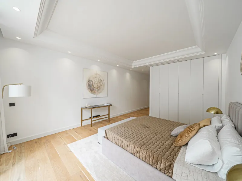 Outstanding Move-In Ready Luxury Villa on Marbella's Golden Mile