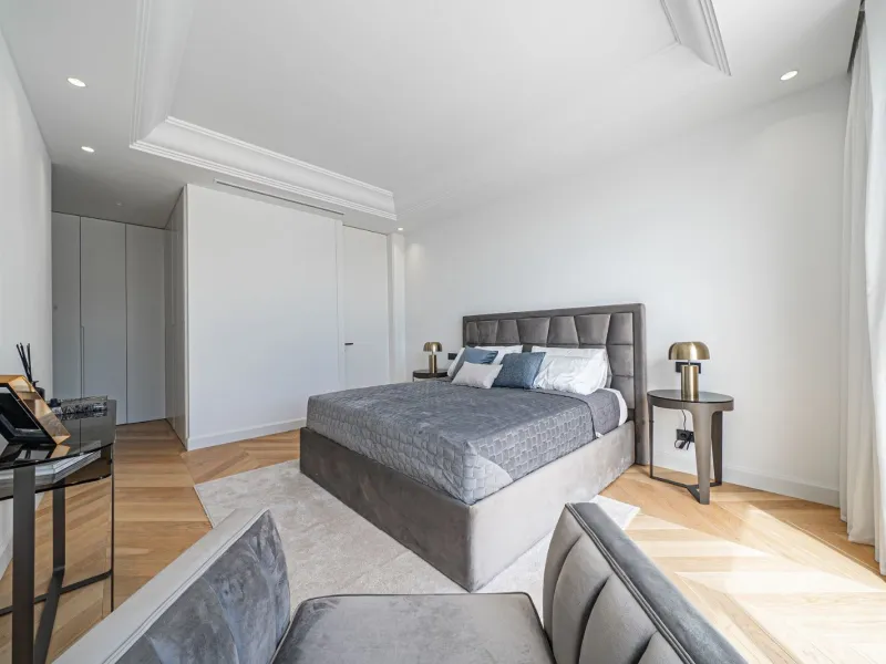 Outstanding Move-In Ready Luxury Villa on Marbella's Golden Mile