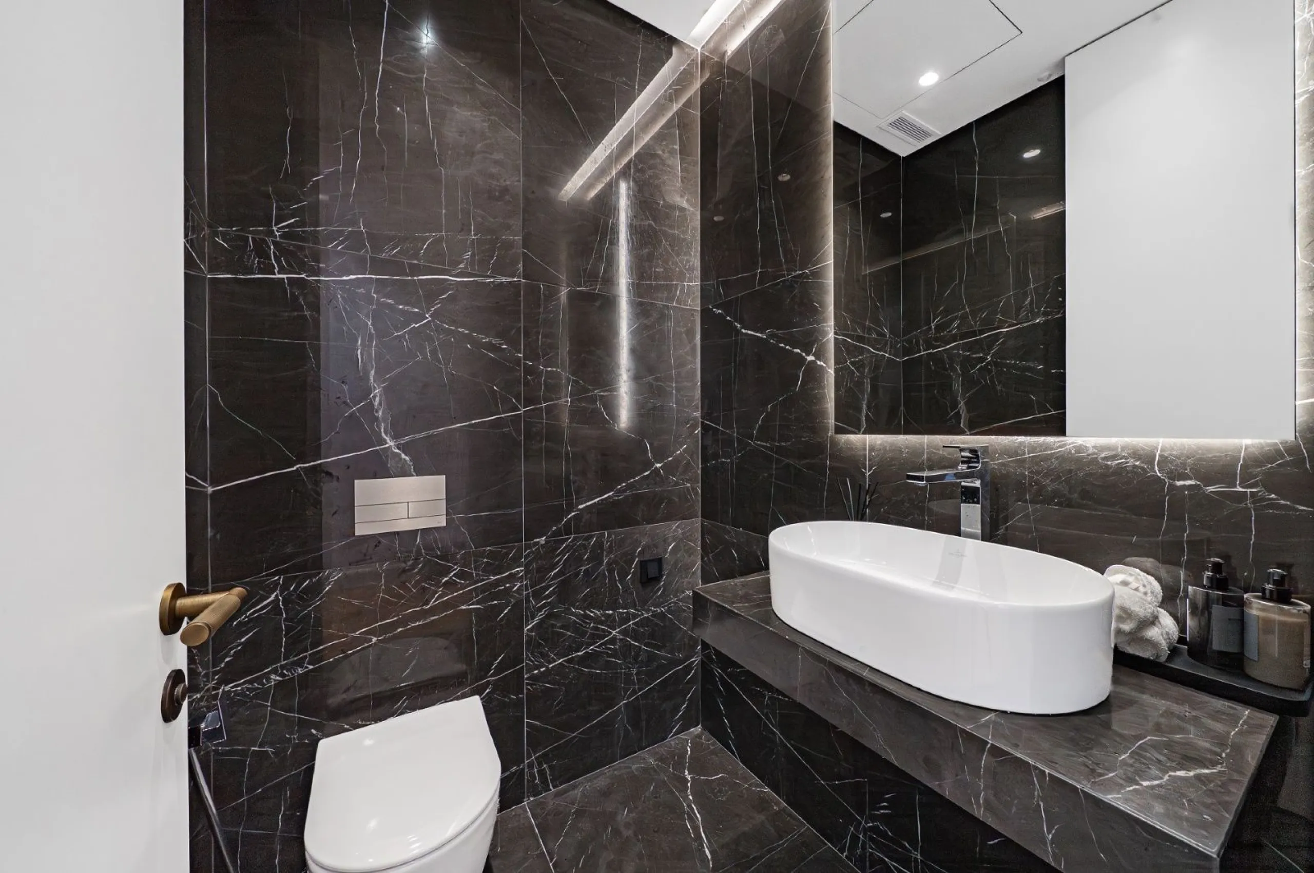 Outstanding Move-In Ready Luxury Villa on Marbella's Golden Mile
