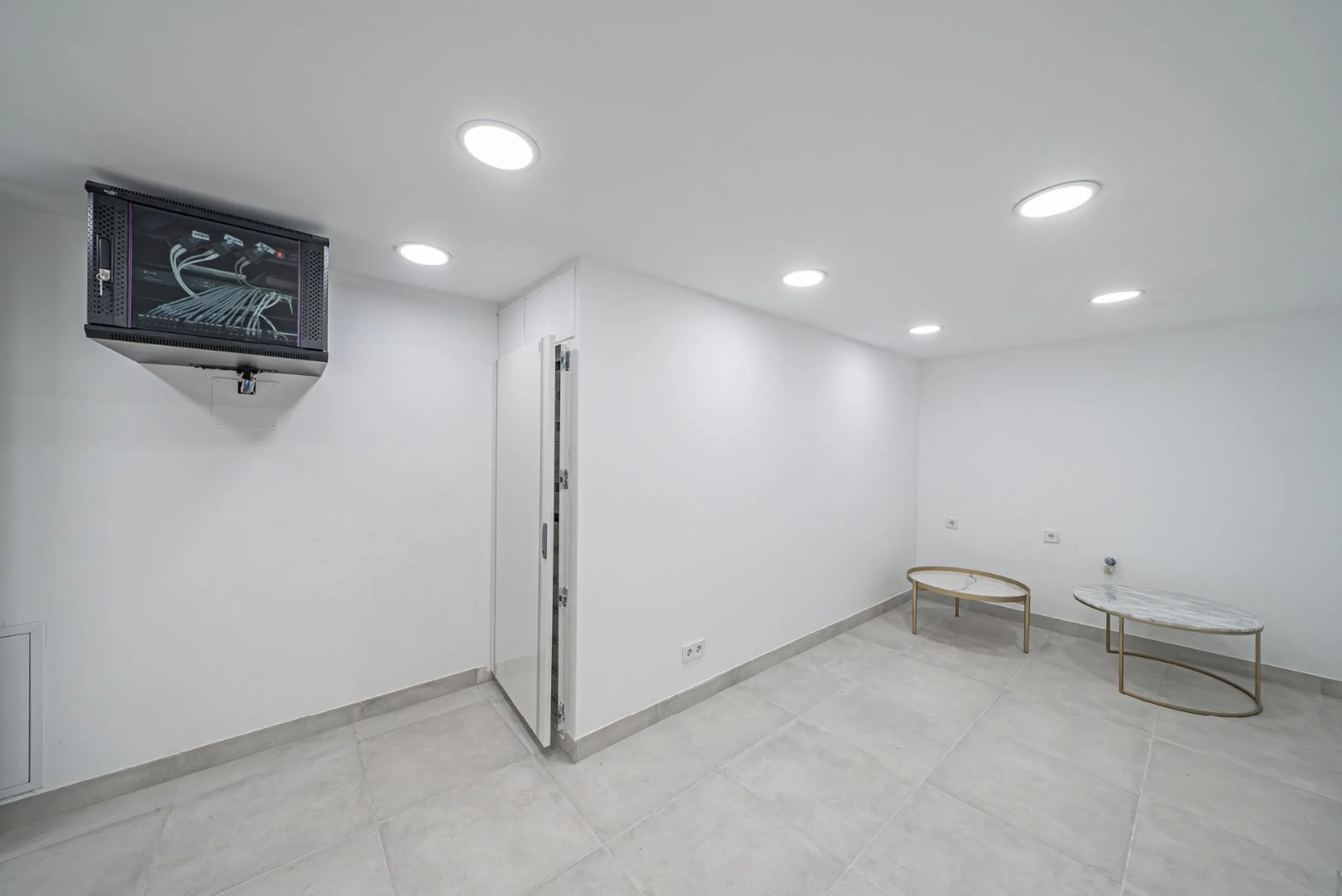 Outstanding Move-In Ready Luxury Villa on Marbella's Golden Mile