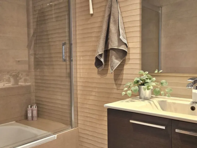 Apartment - Penthouse в продаже в Marbella, Málaga. В доме 3 спален и 2 ванных комнат. Площадь дома 114 м²