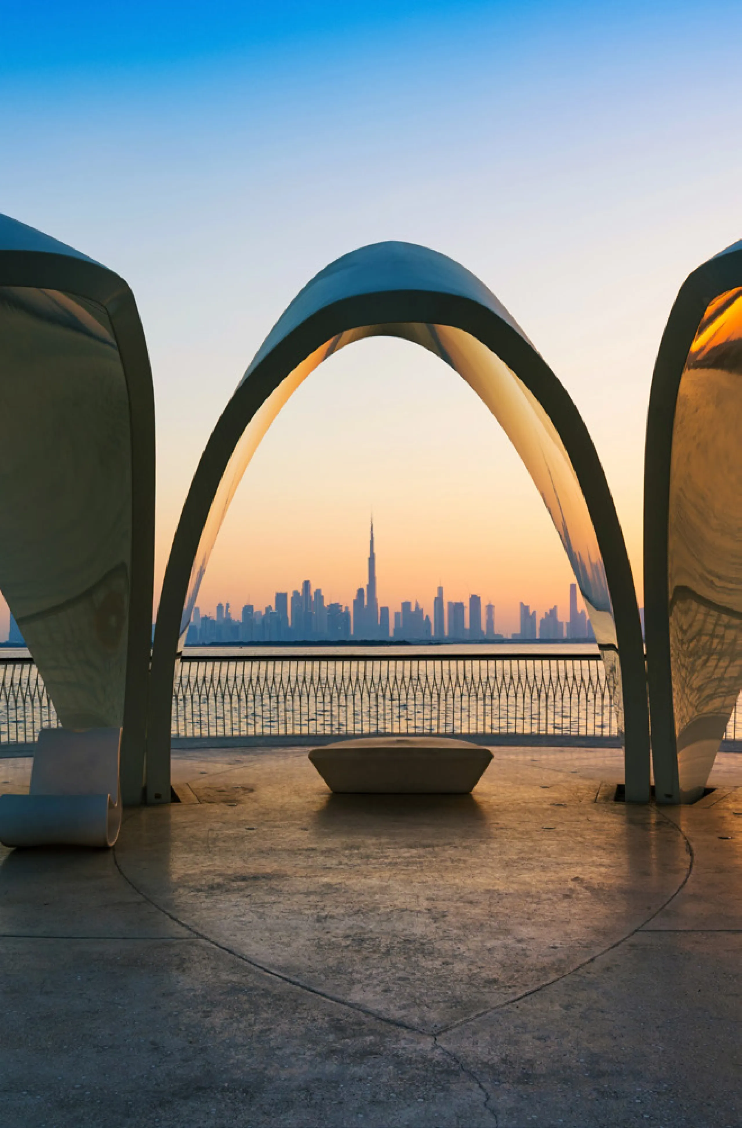 Spektakuläre Neubau-Apartments mit Blick auf den Burj Khalifa direkt am Wasser in Dubai Creek Harbour, Dubai