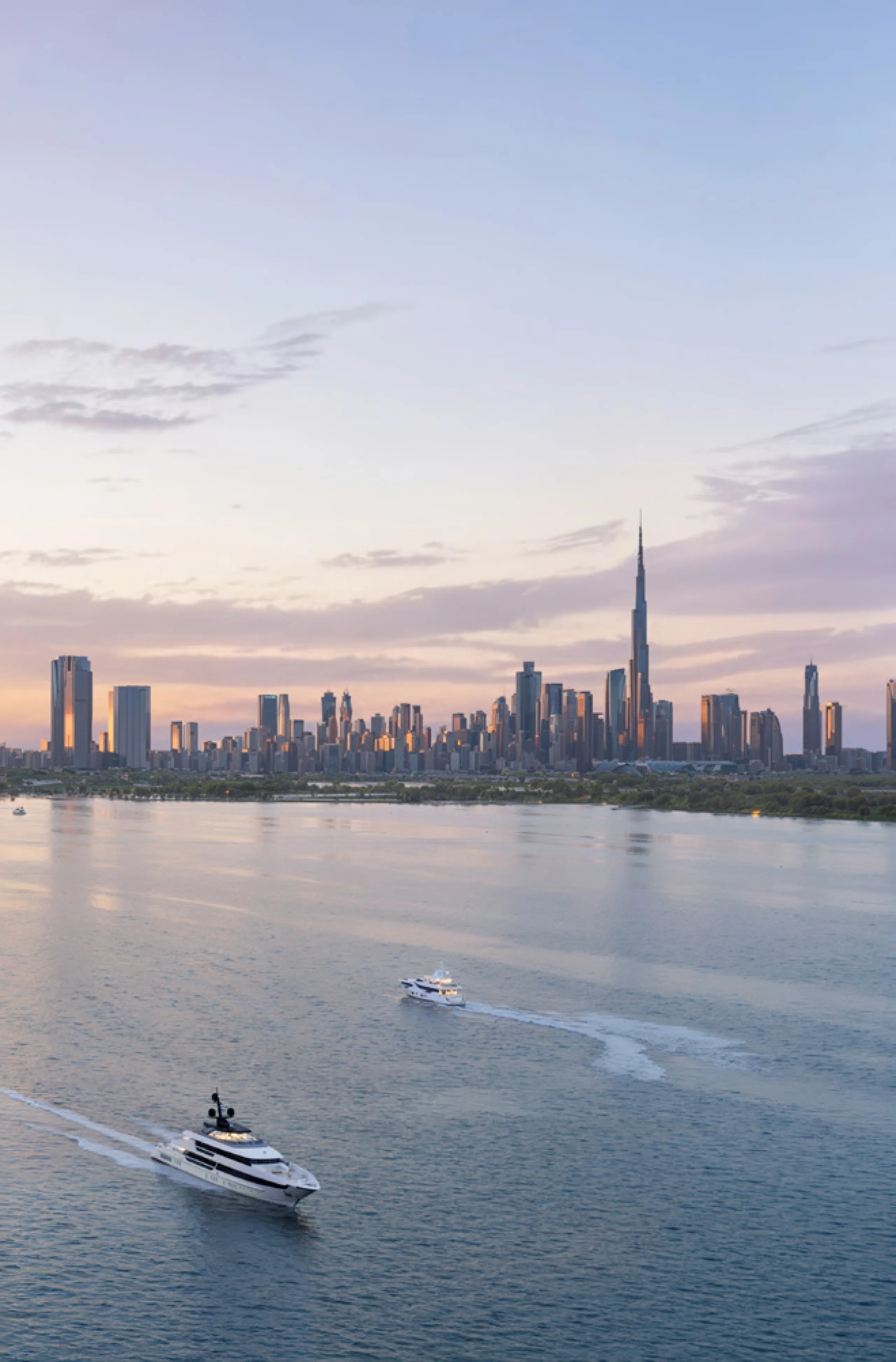 Spektakuläre Neubau-Apartments mit Blick auf den Burj Khalifa direkt am Wasser in Dubai Creek Harbour, Dubai