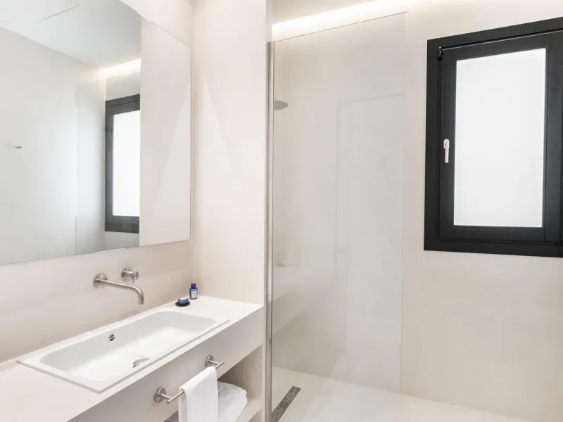 Luxury Apartment with High-End Furnishings and SPA in the Gothic Quarter, Barcelona