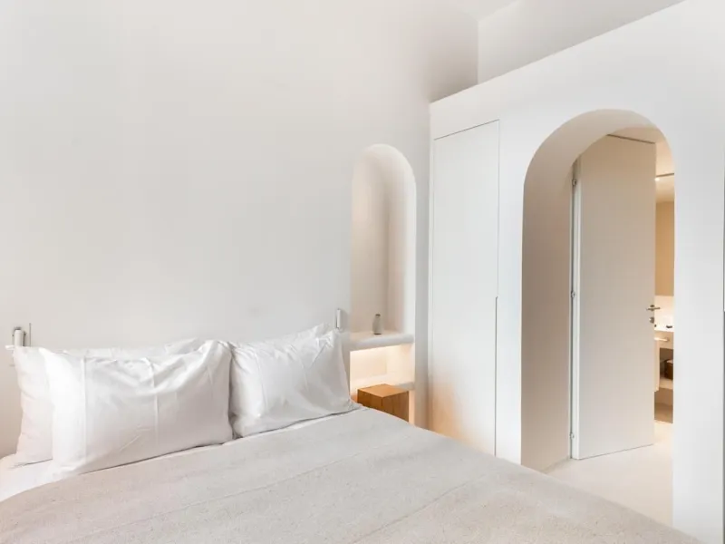 Luxury Apartment with High-End Furnishings and SPA in the Gothic Quarter, Barcelona