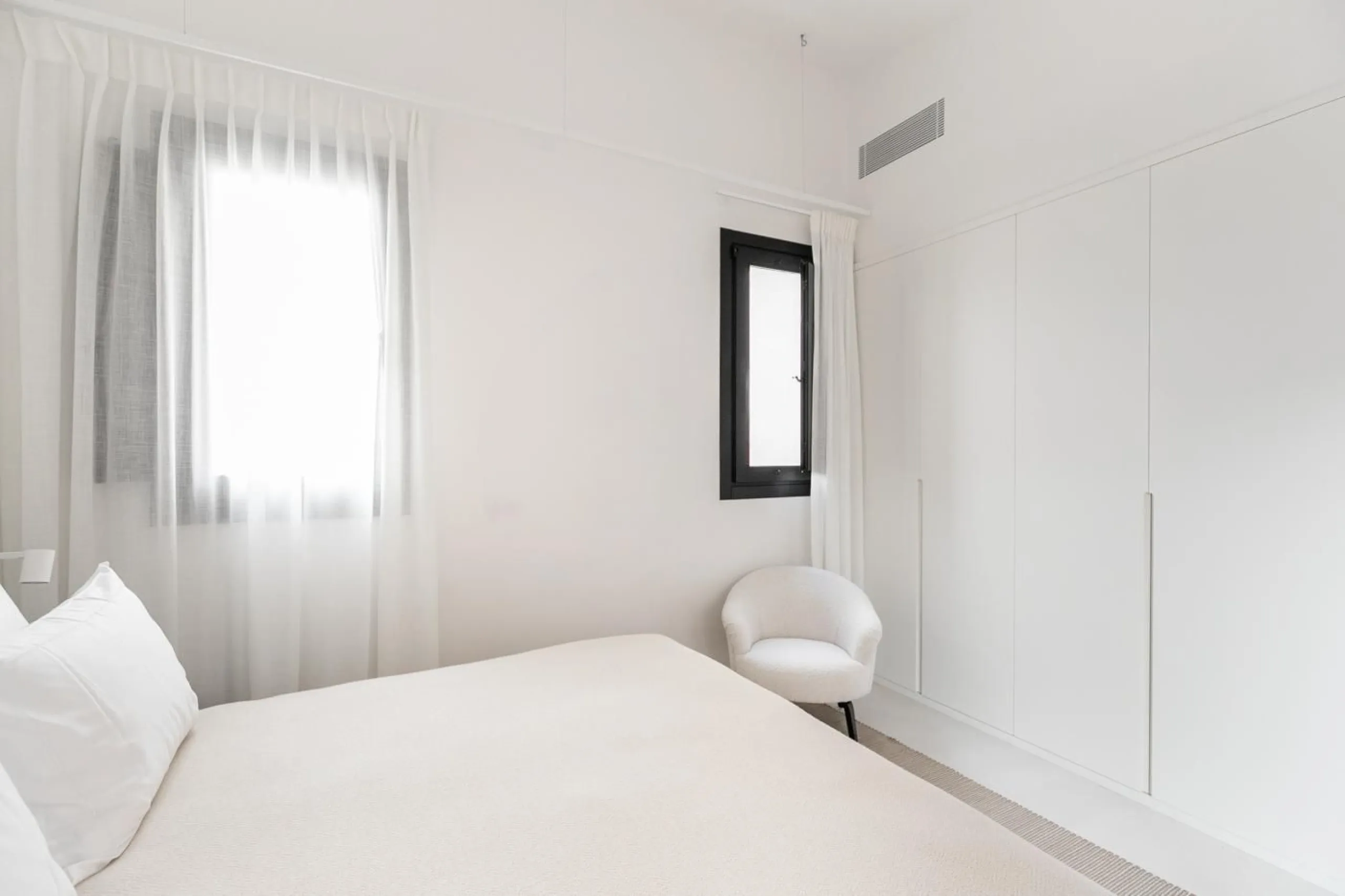 Luxury Apartment with High-End Furnishings and SPA in the Gothic Quarter, Barcelona