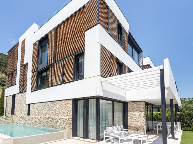 New Designer Home with Pool, Terrace, and Stunning Views in Can Caralleu, Barcelona