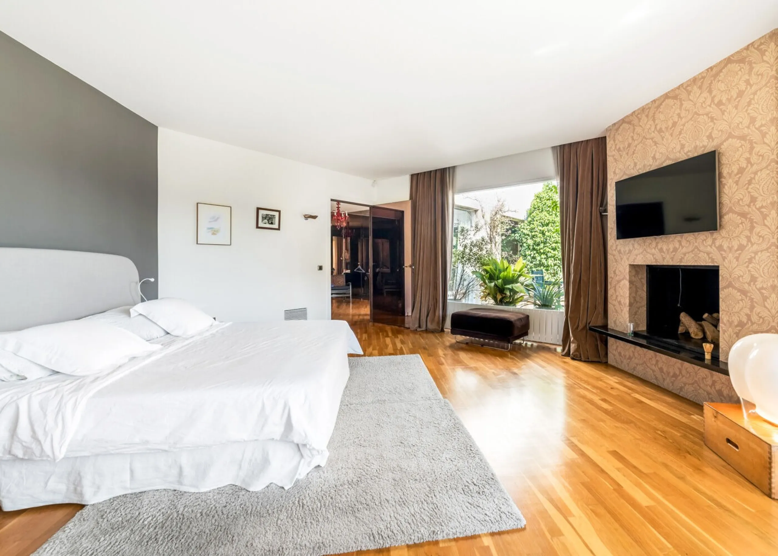 Luxury Penthouse Duplex with Expansive Terraces in Pedralbes, Barcelona