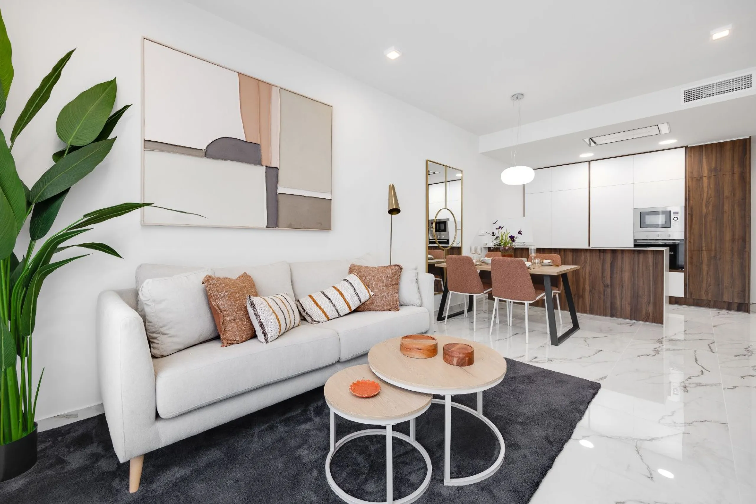 Modern Newly Built Apartments Finished Down to the Last Detail in San Miguel de Salinas, Alicante