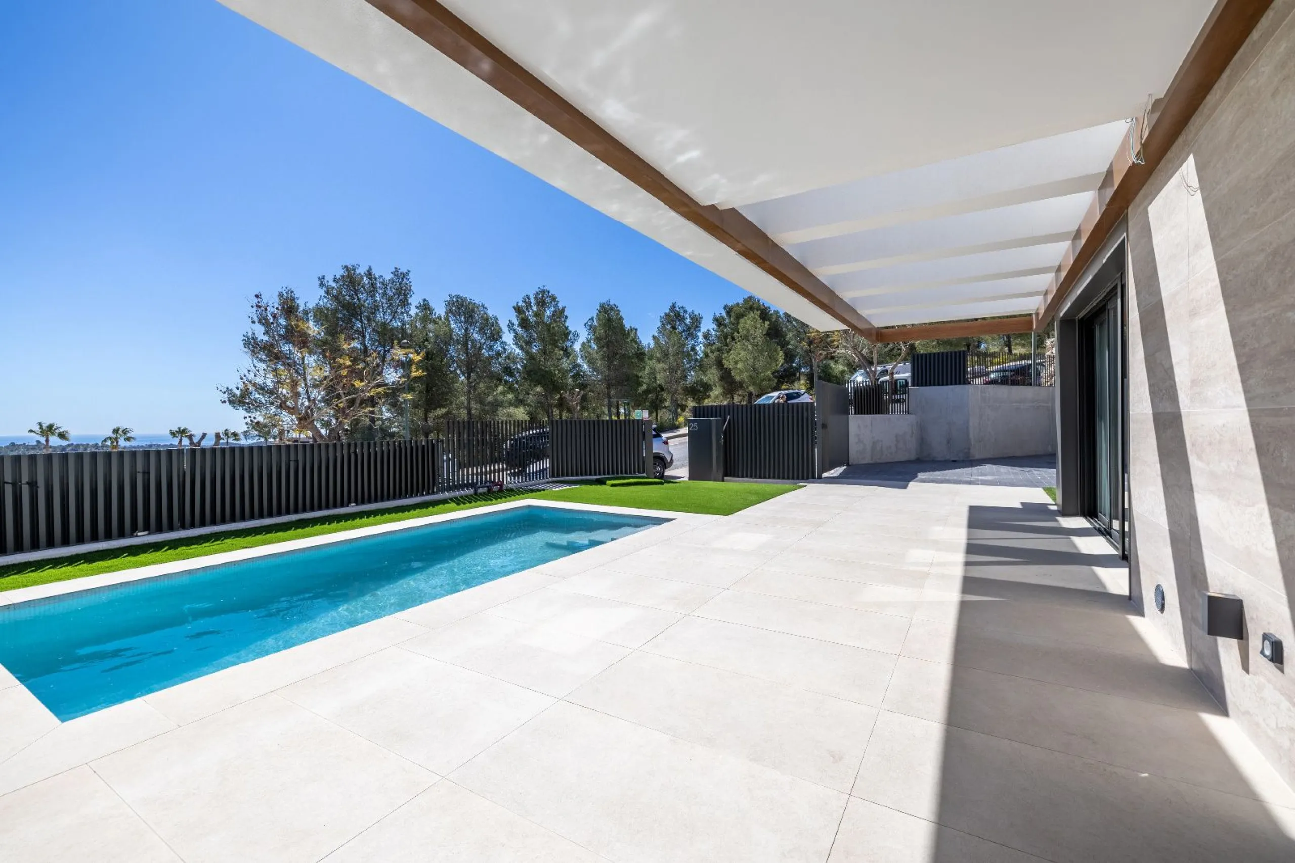 Modern Villas with Sea Views in an Exclusive, Quiet Development in Polop, Alicante