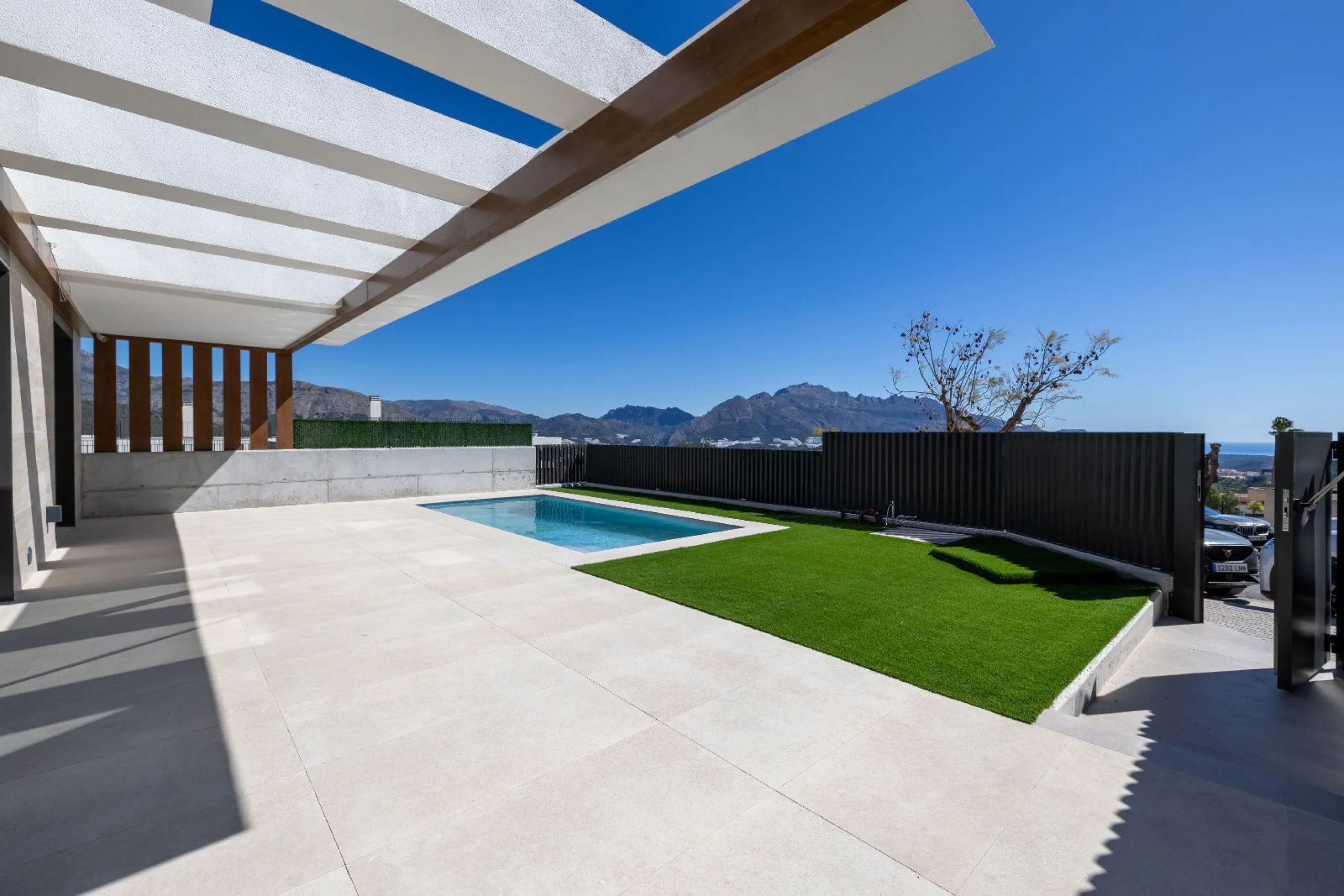Modern Villas with Sea Views in an Exclusive, Quiet Development in Polop, Alicante