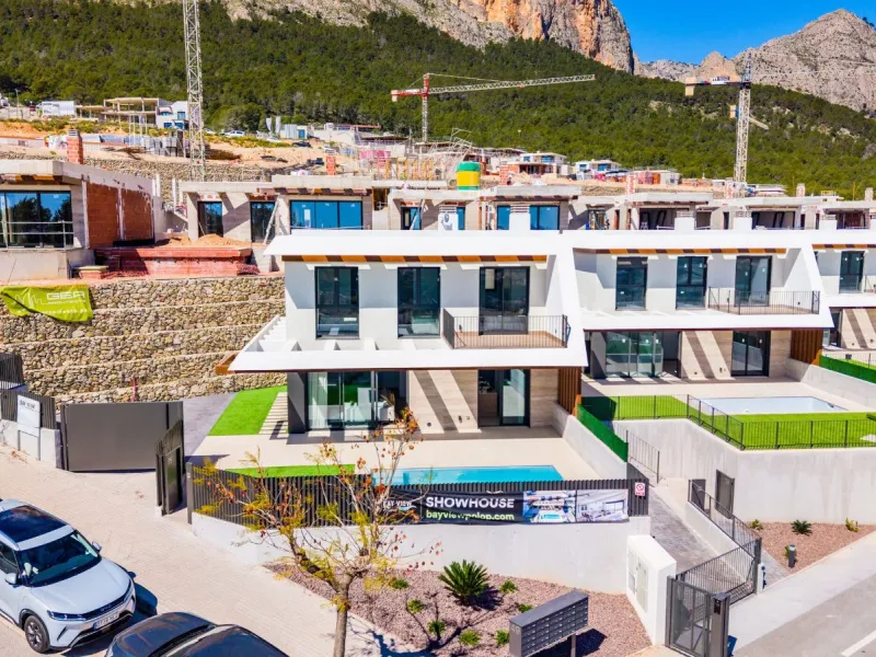 Modern Villas with Sea Views in an Exclusive, Quiet Development in Polop, Alicante