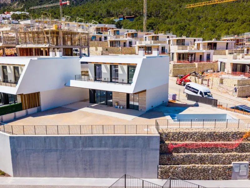Modern Villas with Sea Views in an Exclusive, Quiet Development in Polop, Alicante
