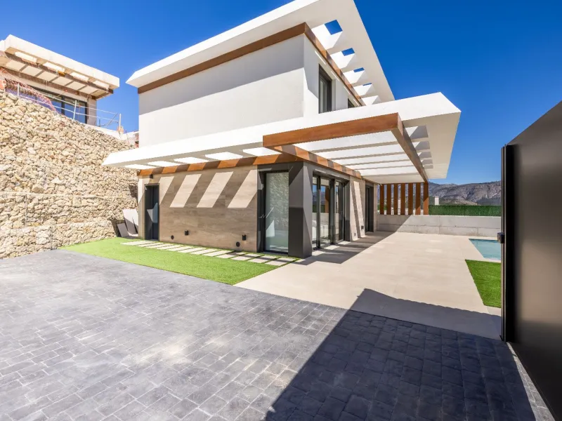 Modern Villas with Sea Views in an Exclusive, Quiet Development in Polop, Alicante