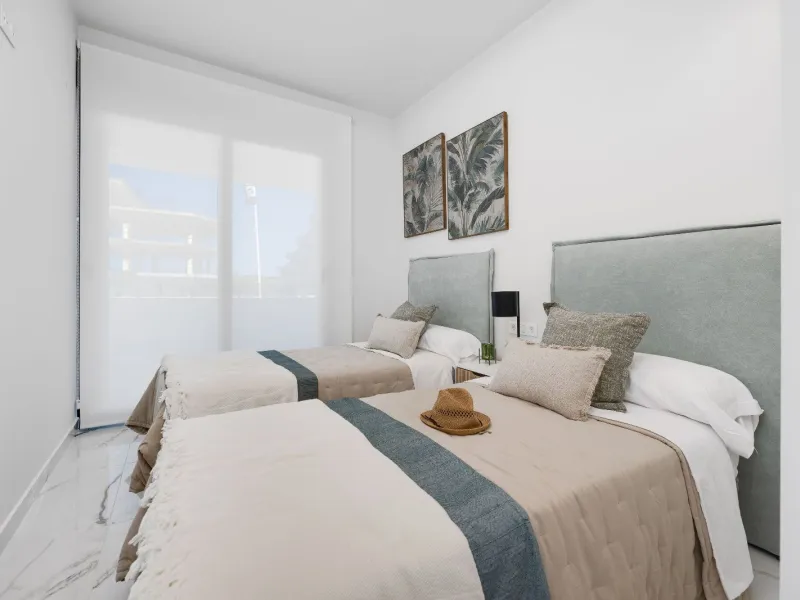 Modern Newly Built Apartments Finished Down to the Last Detail in San Miguel de Salinas, Alicante