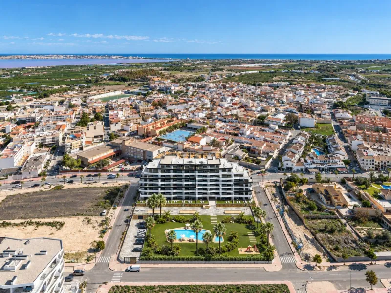 Modern Newly Built Apartments Finished Down to the Last Detail in San Miguel de Salinas, Alicante