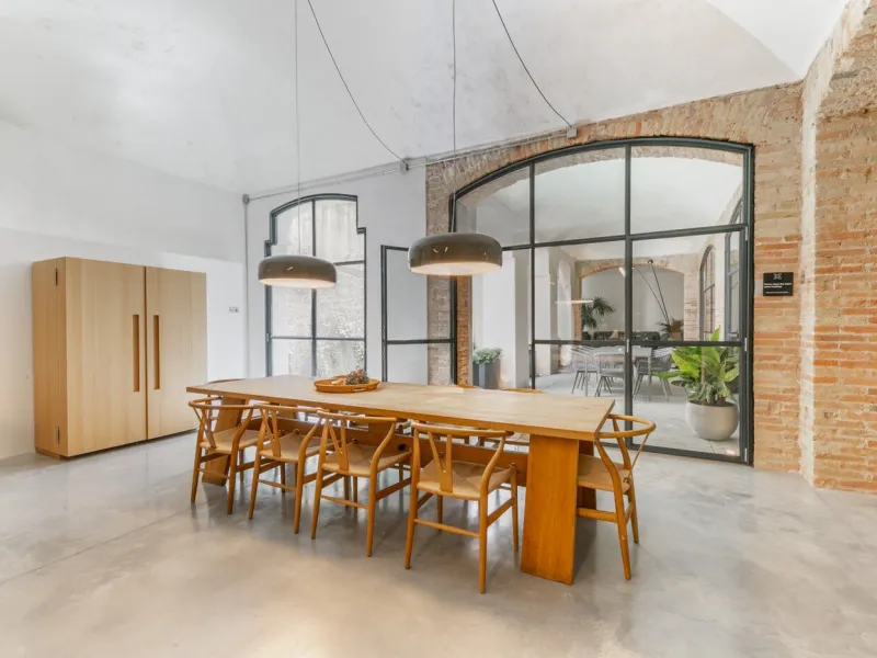 Luxury Designer Loft for Rent in the Historic Casa Burés, Eixample District