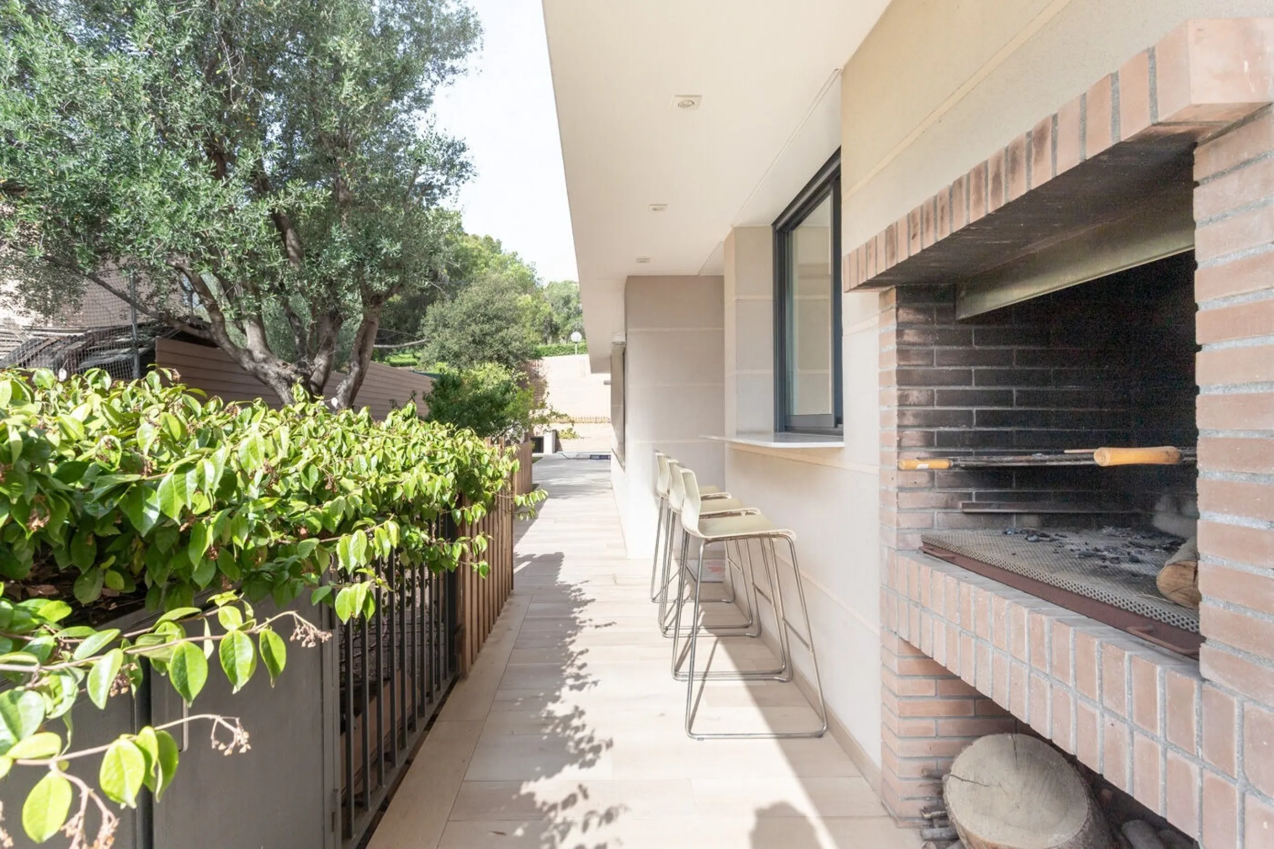 Luxury House with a Garden and Panoramic Views for Rent in the Prestigious Pedralbes district, Barcelona