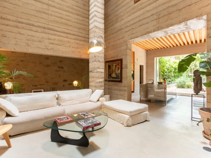 Designer Home for Rent in the Heart of the Prestigious Sarria District, Barcelona