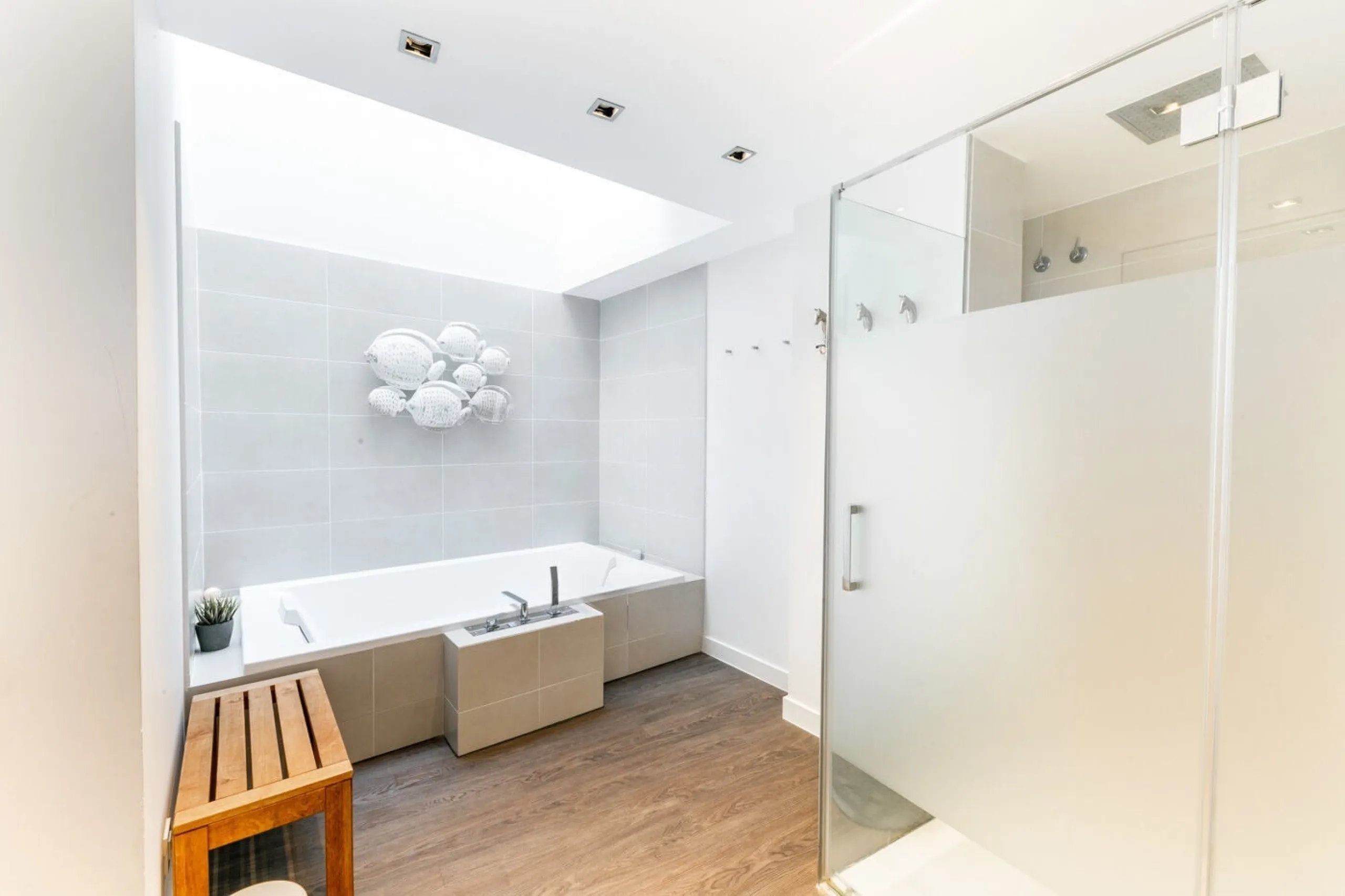  Modern Villa with Pool and Panoramic Views for Rent in Valvidrera, Barcelona