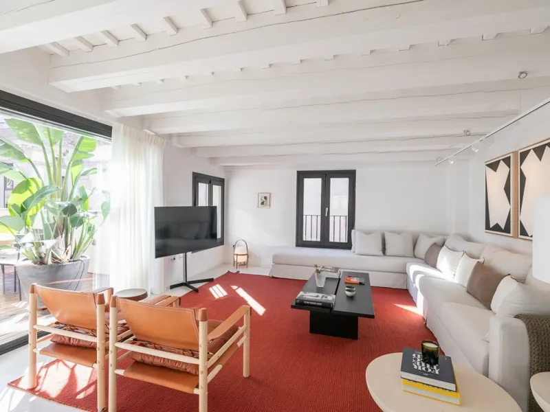 FFurnished Duplex Penthouse for Rent in El Gotic, Barcelona