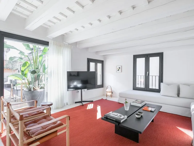 FFurnished Duplex Penthouse for Rent in El Gotic, Barcelona
