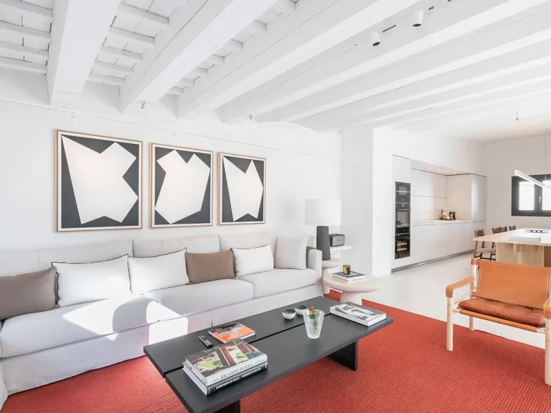 FFurnished Duplex Penthouse for Rent in El Gotic, Barcelona