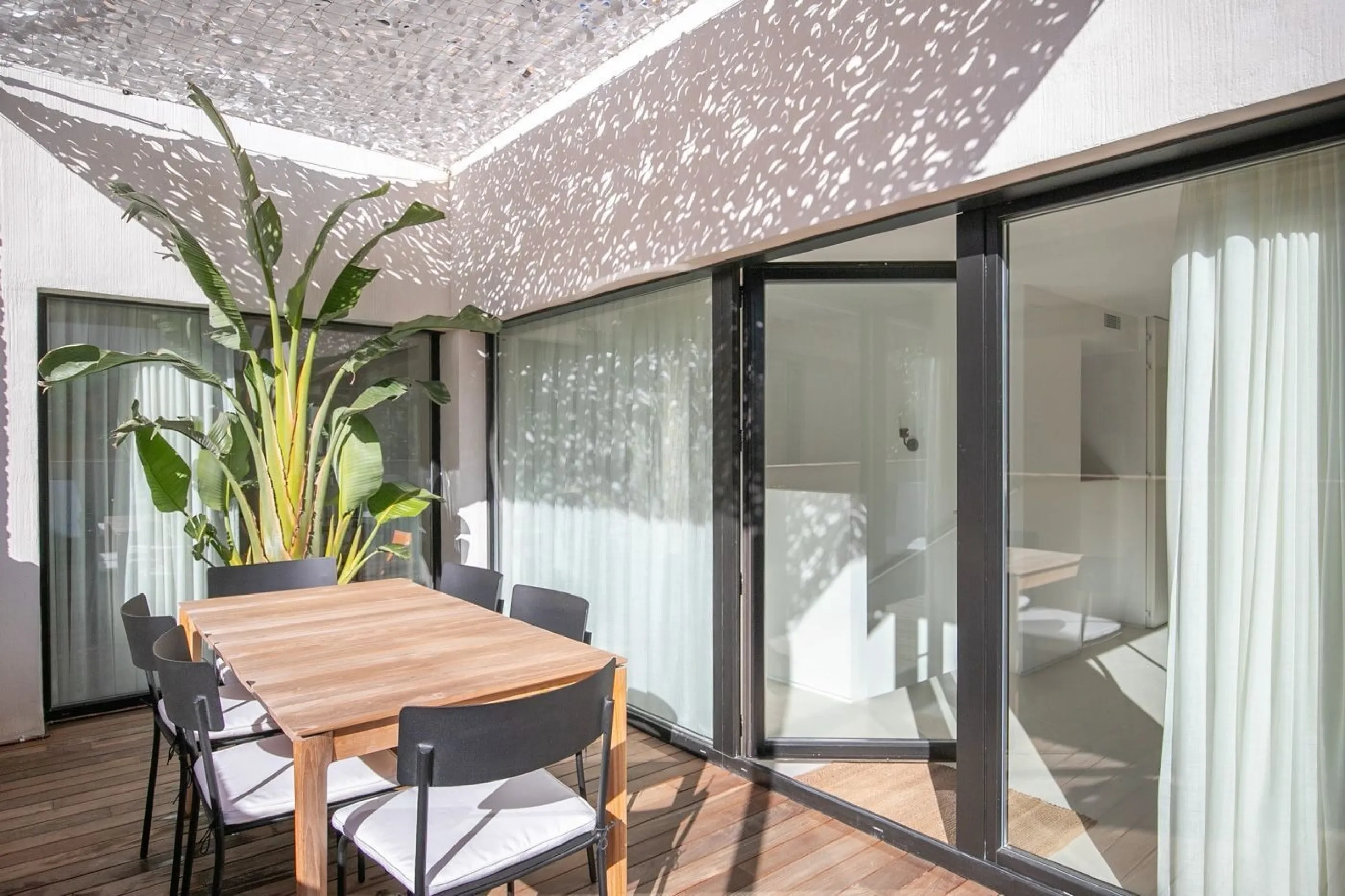 FFurnished Duplex Penthouse for Rent in El Gotic, Barcelona