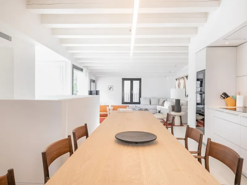 FFurnished Duplex Penthouse for Rent in El Gotic, Barcelona