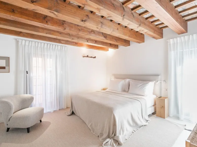 FFurnished Duplex Penthouse for Rent in El Gotic, Barcelona