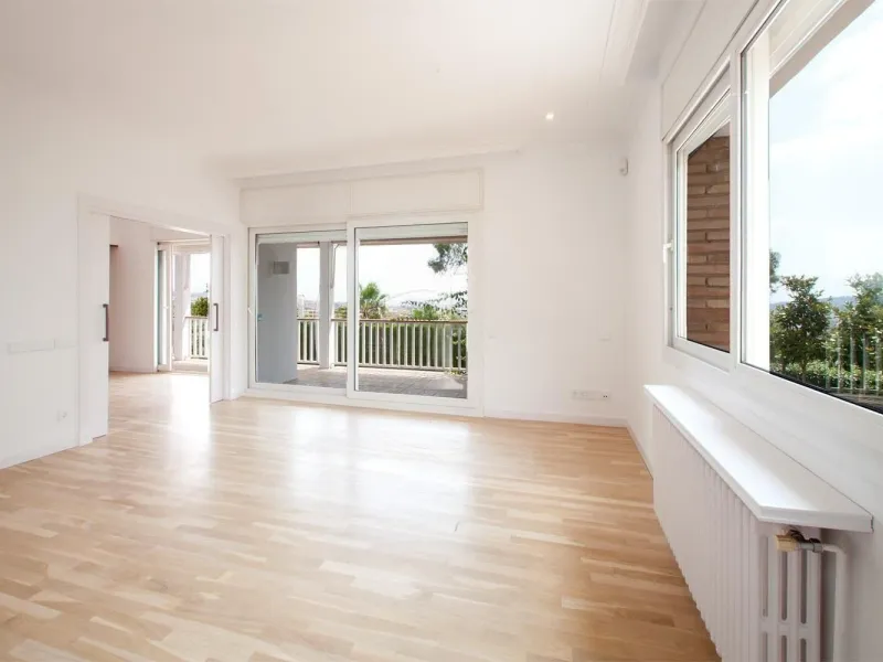 Casa con jardín y piscina en alquiler en Pedralbes, Barcelona