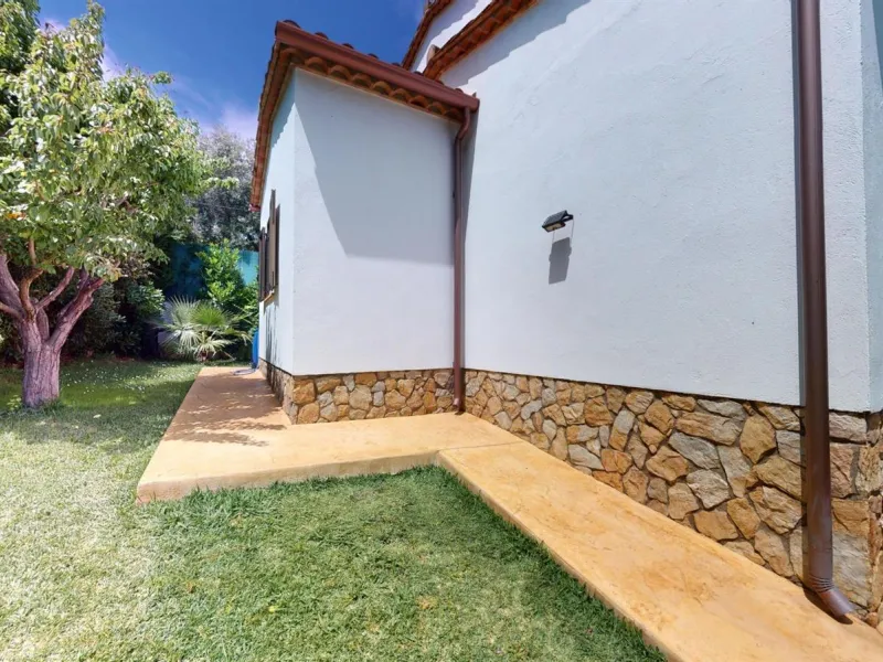 Detached House with Garden and Sea Views in Sant Antoni de Calonge, Costa Brava