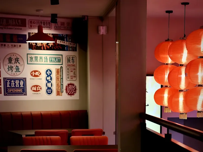 Profitable Restaurant in Avenida Diagonal, Next to Glories and Agbar Tower, Barcelona