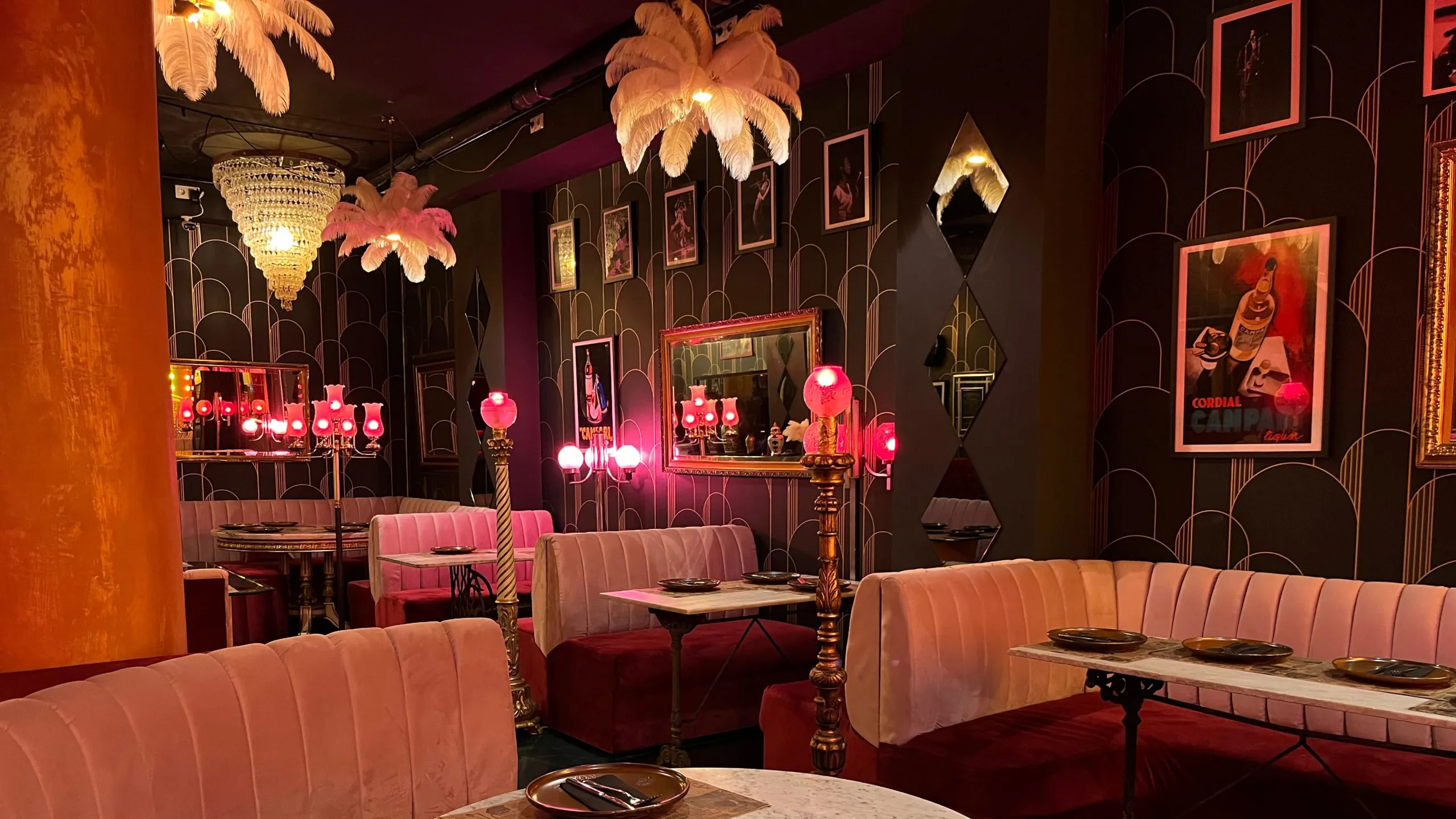 Prime Restaurant Space Near La Rambla and La Boqueria Market, Barcelona