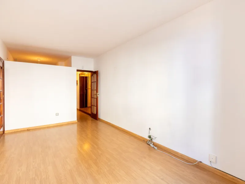 Your Charming Retreat in the Heart of Les Corts, Barcelona