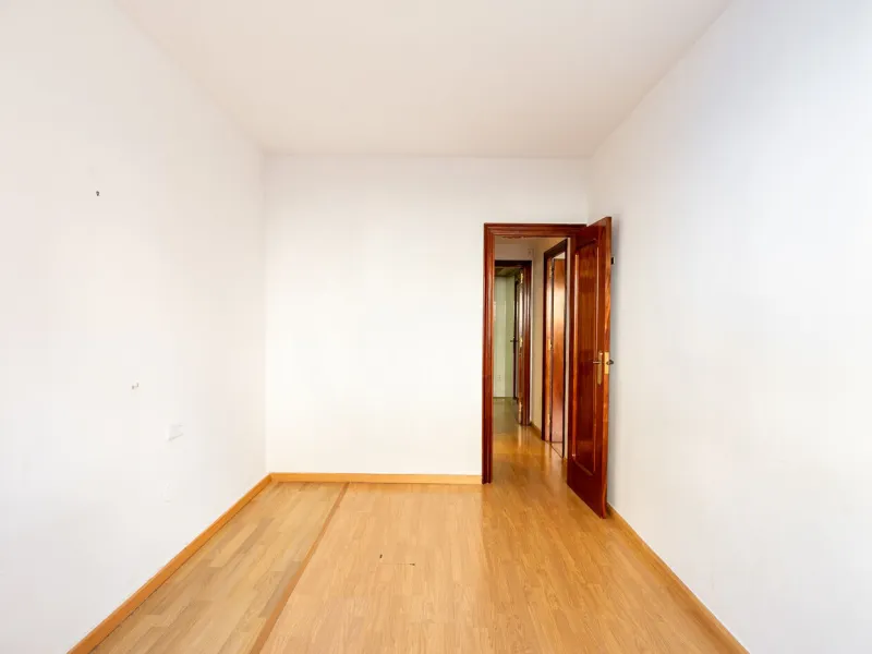 Your Charming Retreat in the Heart of Les Corts, Barcelona